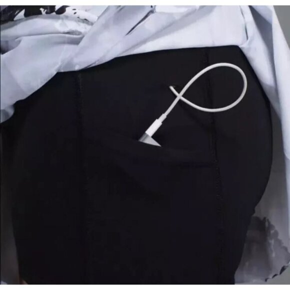 NWOT Lululemon Hit Your Stride Skort Size 10 Biggie Pigment Wave White Black - Picture 3 of 8